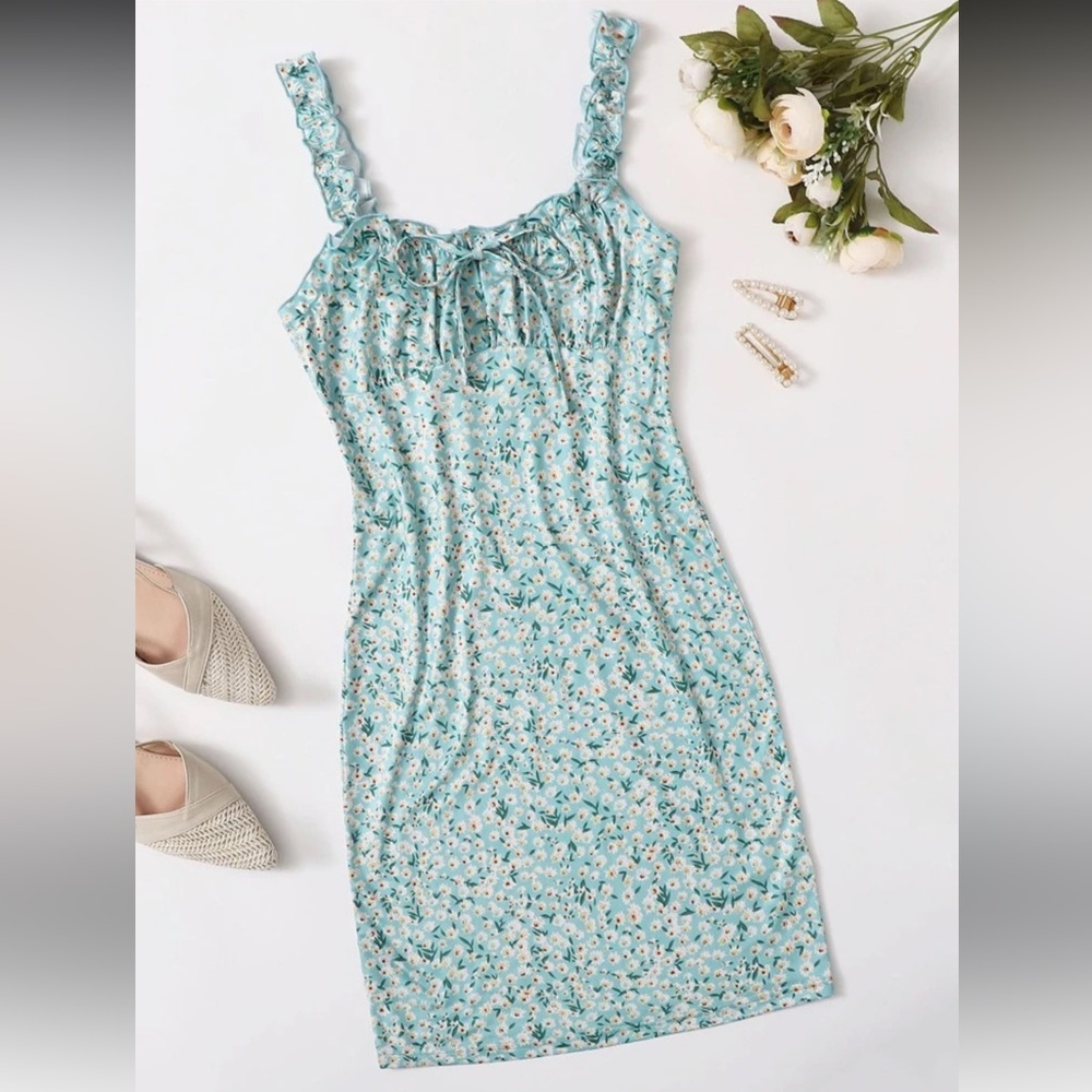SHEIN Soleia Ruche Bust Frill Trim Light Blue Floral Midi Dress